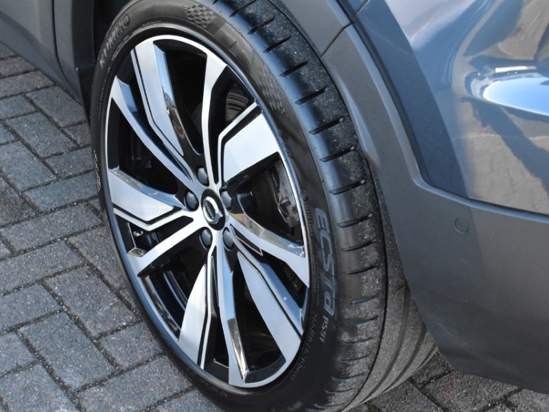 2021 (71) VOLVO XC40 300kW Recharge Twin Pro 78kWh 5dr AWD Auto 5074580