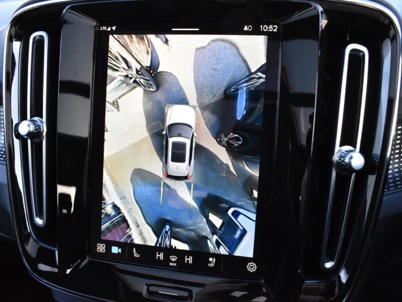 2021 (71) VOLVO XC40 300kW Recharge Twin Pro 78kWh 5dr AWD Auto 5074535