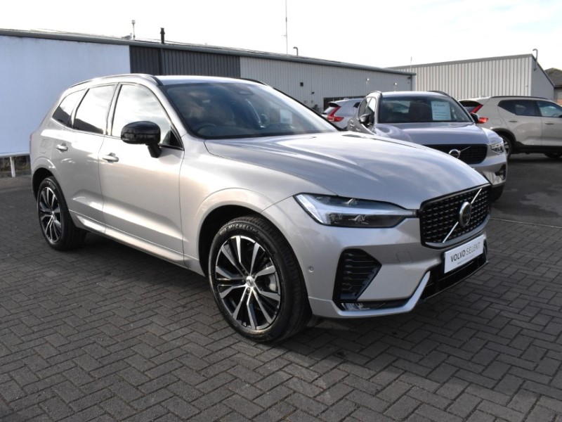 2025 (25) VOLVO XC60 2.0 B5P Plus Dark 5dr AWD Geartronic