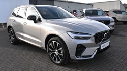 2025 (25) VOLVO XC60 2.0 B5P Plus Dark 5dr AWD Geartronic 5083146