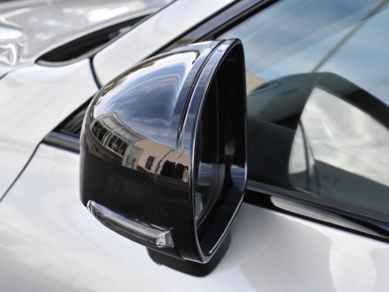 2025 (25) VOLVO XC60 2.0 B5P Plus Dark 5dr AWD Geartronic 5083195