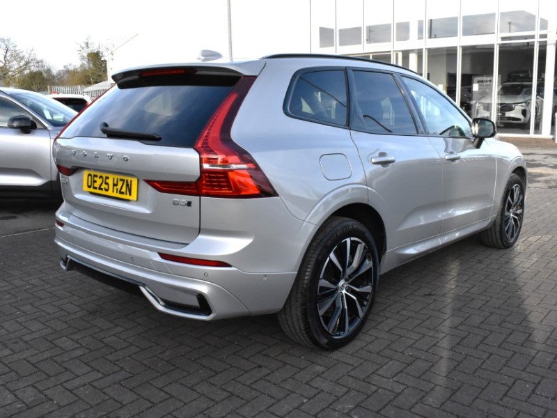 2025 (25) VOLVO XC60 2.0 B5P Plus Dark 5dr AWD Geartronic 5083150