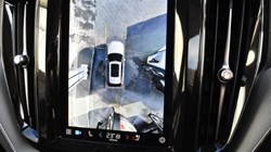 2025 (25) VOLVO XC60 2.0 B5P Plus Dark 5dr AWD Geartronic 5083165
