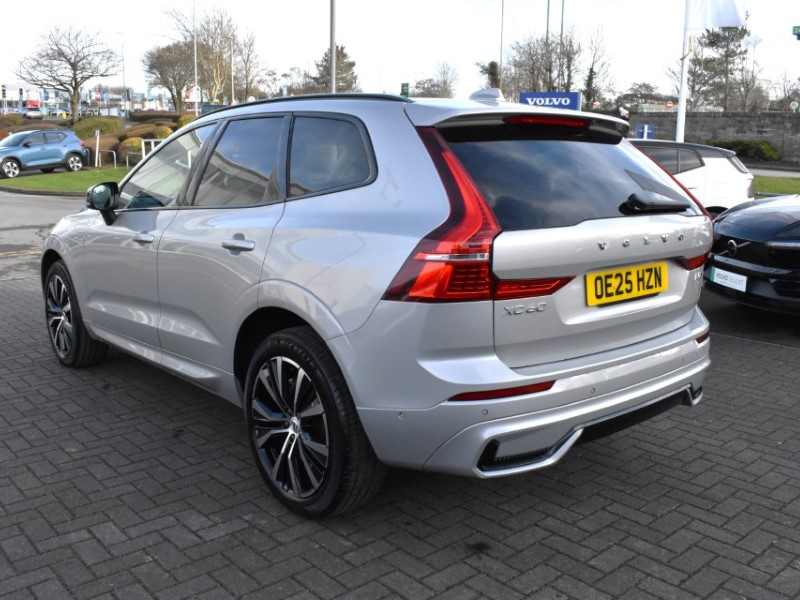 2025 (25) VOLVO XC60 2.0 B5P Plus Dark 5dr AWD Geartronic 5083149