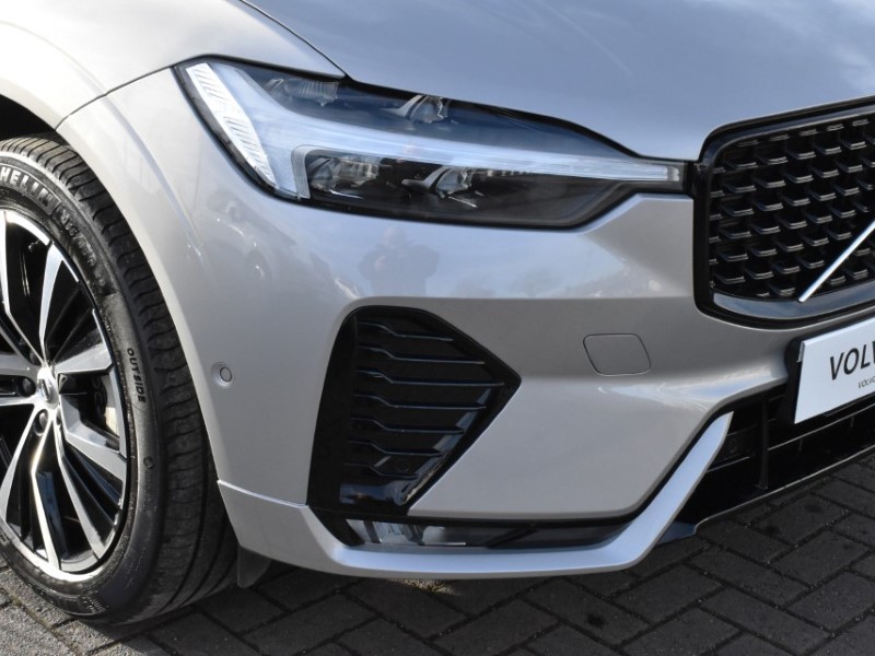 2025 (25) VOLVO XC60 2.0 B5P Plus Dark 5dr AWD Geartronic 5083205