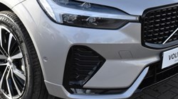 2025 (25) VOLVO XC60 2.0 B5P Plus Dark 5dr AWD Geartronic 5083205