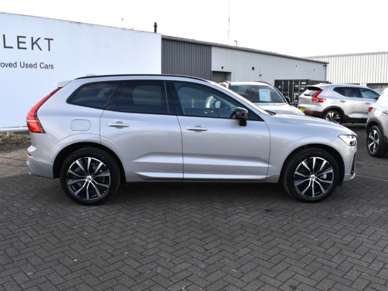 2025 (25) VOLVO XC60 2.0 B5P Plus Dark 5dr AWD Geartronic 5083151