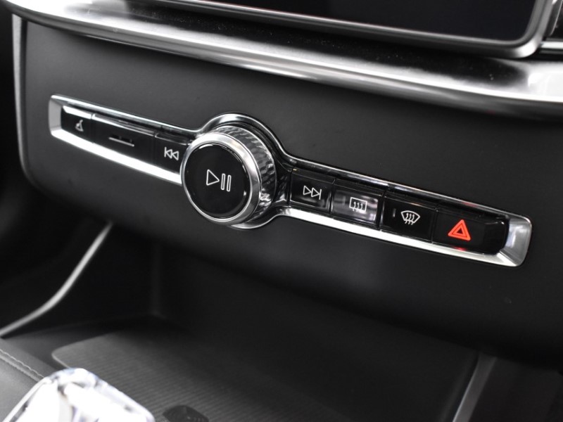 2025 (25) VOLVO XC90 2.0 T8 PHEV Ultra Dark 5dr AWD Geartronic 5104838