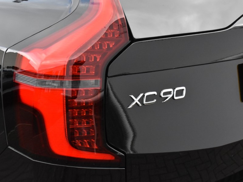 2025 (25) VOLVO XC90 2.0 T8 PHEV Ultra Dark 5dr AWD Geartronic 5104887