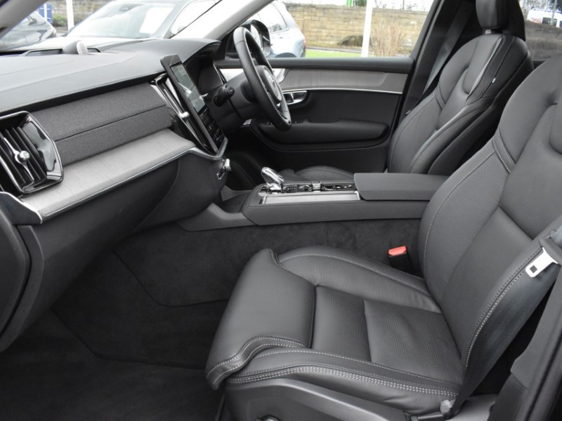 2025 (25) VOLVO XC90 2.0 T8 PHEV Ultra Dark 5dr AWD Geartronic 5104868