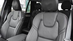 2025 (25) VOLVO XC90 2.0 T8 PHEV Ultra Dark 5dr AWD Geartronic 5104870