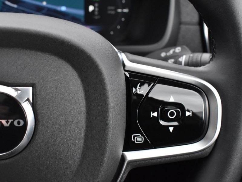 2025 (25) VOLVO XC90 2.0 T8 PHEV Ultra Dark 5dr AWD Geartronic 5104834