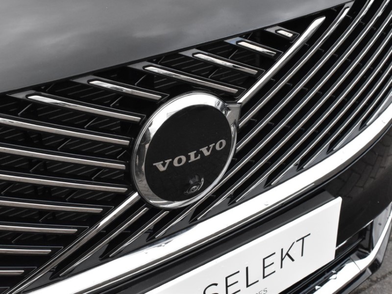 2025 (25) VOLVO XC90 2.0 T8 PHEV Ultra Dark 5dr AWD Geartronic 5104894