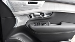 2025 (25) VOLVO XC90 2.0 T8 PHEV Ultra Dark 5dr AWD Geartronic 5104837