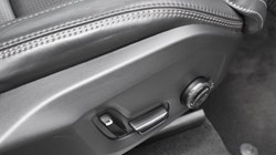 2025 (25) VOLVO XC90 2.0 T8 PHEV Ultra Dark 5dr AWD Geartronic 5104857