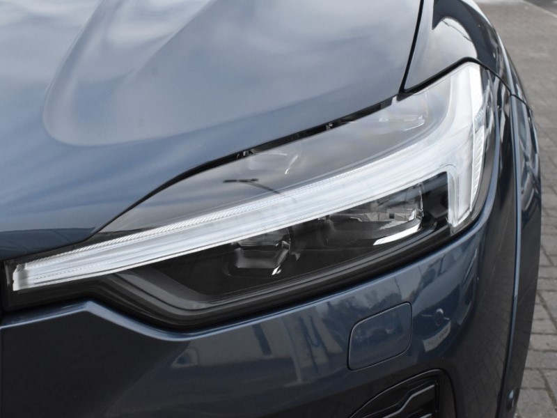 2025 (25) VOLVO XC60 2.0 B5P Ultra Dark 5dr AWD Geartronic 5086213