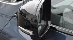 2025 (25) VOLVO XC60 2.0 B5P Ultra Dark 5dr AWD Geartronic 5086199