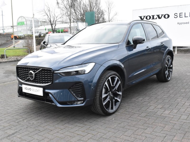 2025 (25) VOLVO XC60 2.0 B5P Ultra Dark 5dr AWD Geartronic 5086148