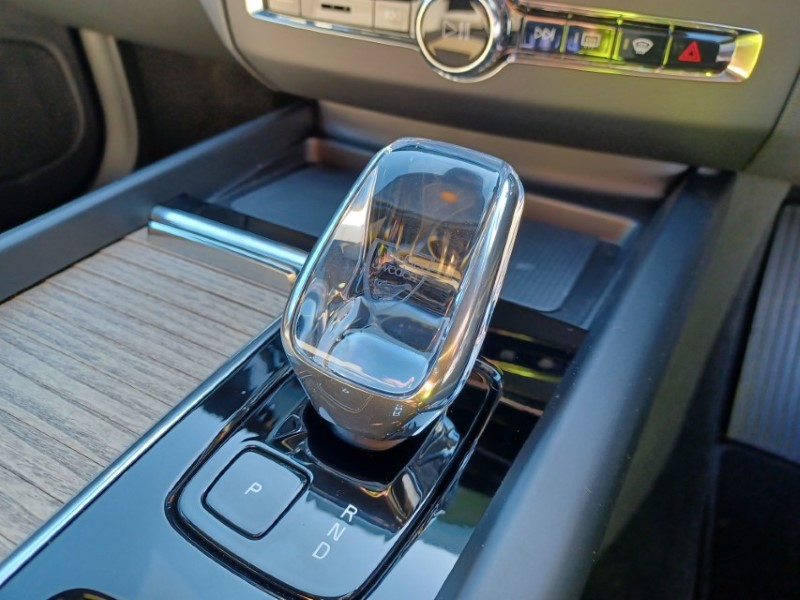 2026 (26) VOLVO XC60 2.0 B5P Plus Dark 5dr AWD Geartronic 5520804