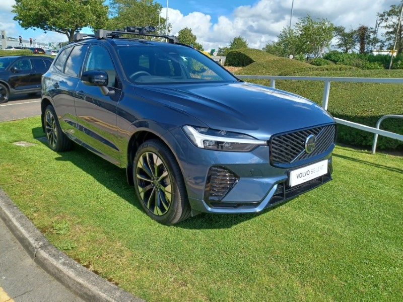 2026 (26) VOLVO XC60 2.0 B5P Plus Dark 5dr AWD Geartronic