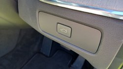 2026 (26) VOLVO XC60 2.0 B5P Plus Dark 5dr AWD Geartronic 5520802