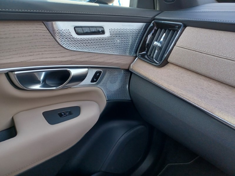 2026 (26) VOLVO XC90 2.0 T8 PHEV Ultra Dark 5dr AWD Geartronic 5341165