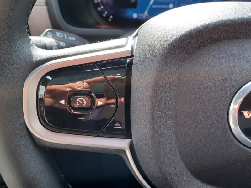 2026 (26) VOLVO XC90 2.0 T8 PHEV Ultra Dark 5dr AWD Geartronic 5341149