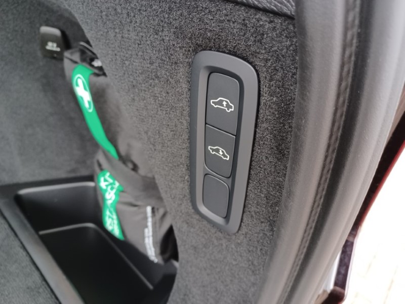 2026 (26) VOLVO XC90 2.0 B5P Plus Dark 5dr AWD Geartronic 5465889
