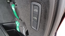 2026 (26) VOLVO XC90 2.0 B5P Plus Dark 5dr AWD Geartronic 5465889