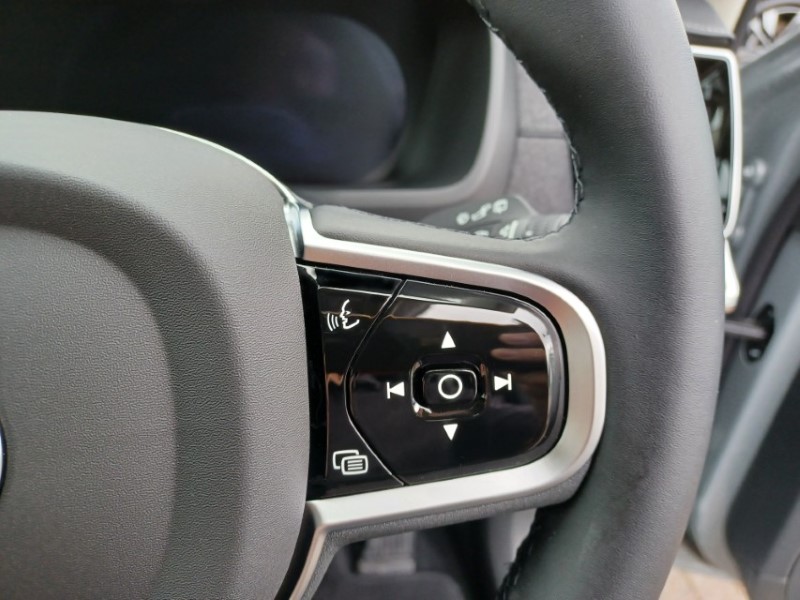 2026 (26) VOLVO XC90 2.0 B5P Plus Dark 5dr AWD Geartronic 5465780