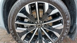 2026 (26) VOLVO XC90 2.0 B5P Plus Dark 5dr AWD Geartronic 5465893
