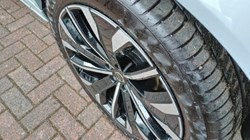 2026 (26) VOLVO XC90 2.0 B5P Plus Dark 5dr AWD Geartronic 5465896