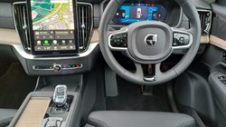 2026 (26) VOLVO XC90 2.0 B5P Plus Dark 5dr AWD Geartronic 5465881