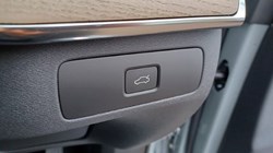 2026 (26) VOLVO XC90 2.0 B5P Plus Dark 5dr AWD Geartronic 5465778