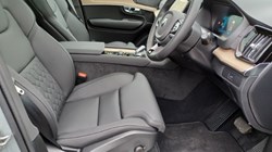 2026 (26) VOLVO XC90 2.0 B5P Plus Dark 5dr AWD Geartronic 5465874