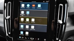 2025 (25) VOLVO XC40 2.0 B4P Plus Dark 5dr Auto 5069544