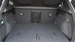 2025 (25) VOLVO XC40 2.0 B4P Plus Dark 5dr Auto 5069565