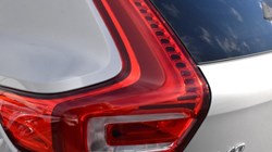 2025 (25) VOLVO XC40 2.0 B4P Plus Dark 5dr Auto 5069575