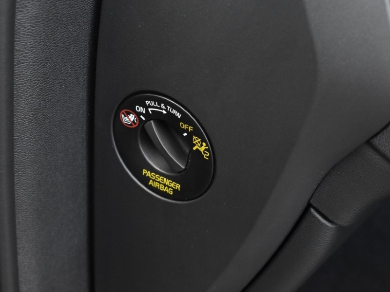 2025 (25) VOLVO XC40 2.0 B4P Plus Dark 5dr Auto 5069560