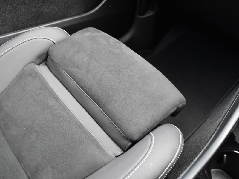 2025 (25) VOLVO XC40 2.0 B4P Plus Dark 5dr Auto 5069552