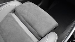 2025 (25) VOLVO XC40 2.0 B4P Plus Dark 5dr Auto 5069552