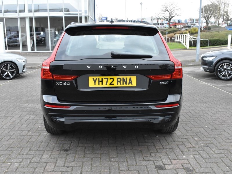 2022 (72) VOLVO XC60 2.0 B5P Core 5dr AWD Geartronic 5079327