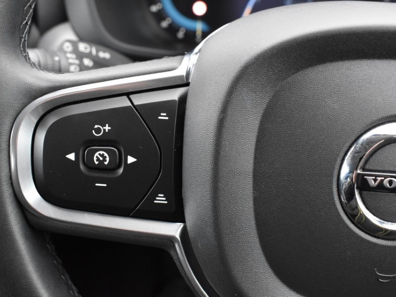 2022 (72) VOLVO XC60 2.0 B5P Core 5dr AWD Geartronic 5079343