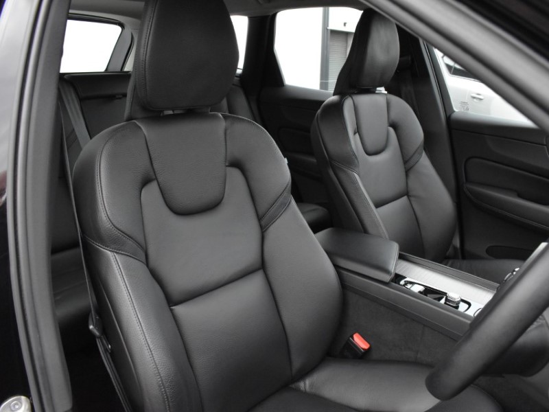 2022 (72) VOLVO XC60 2.0 B5P Core 5dr AWD Geartronic 5079349