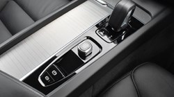 2022 (72) VOLVO XC60 2.0 B5P Core 5dr AWD Geartronic 5079346