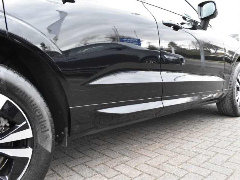 2022 (72) VOLVO XC60 2.0 B5P Core 5dr AWD Geartronic 5079427
