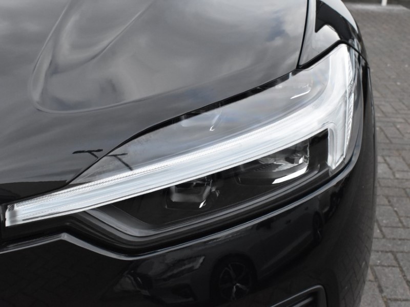 2022 (72) VOLVO XC60 2.0 B5P Core 5dr AWD Geartronic 5079430