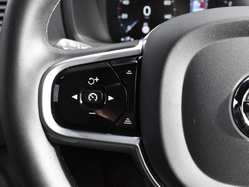 2022 (22) VOLVO XC90 2.0 B5P [250] R DESIGN 5dr AWD Gtron 5092855