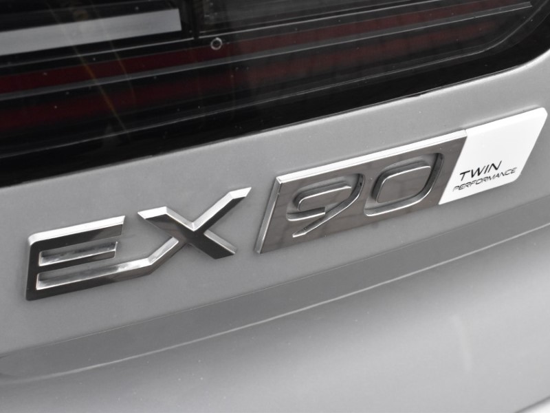 2025 (75) VOLVO EX90 380kW Twin Motor Performance Ultra 111kWh 5dr Auto 5099135