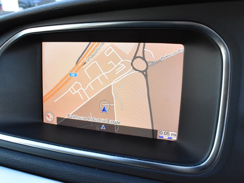 2017 (67) VOLVO V40 D4 [190] Cross Country Pro 5dr 5073537